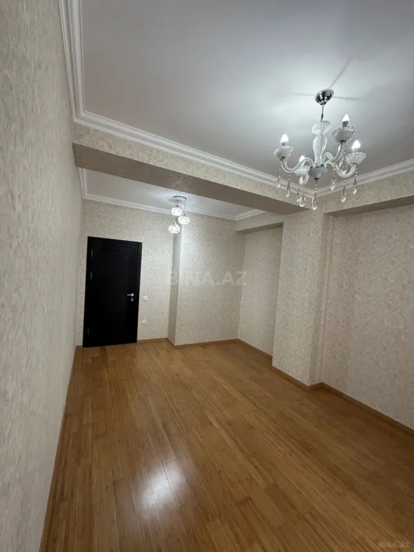 Satılır 2 otaqlı mənzil 72 m²