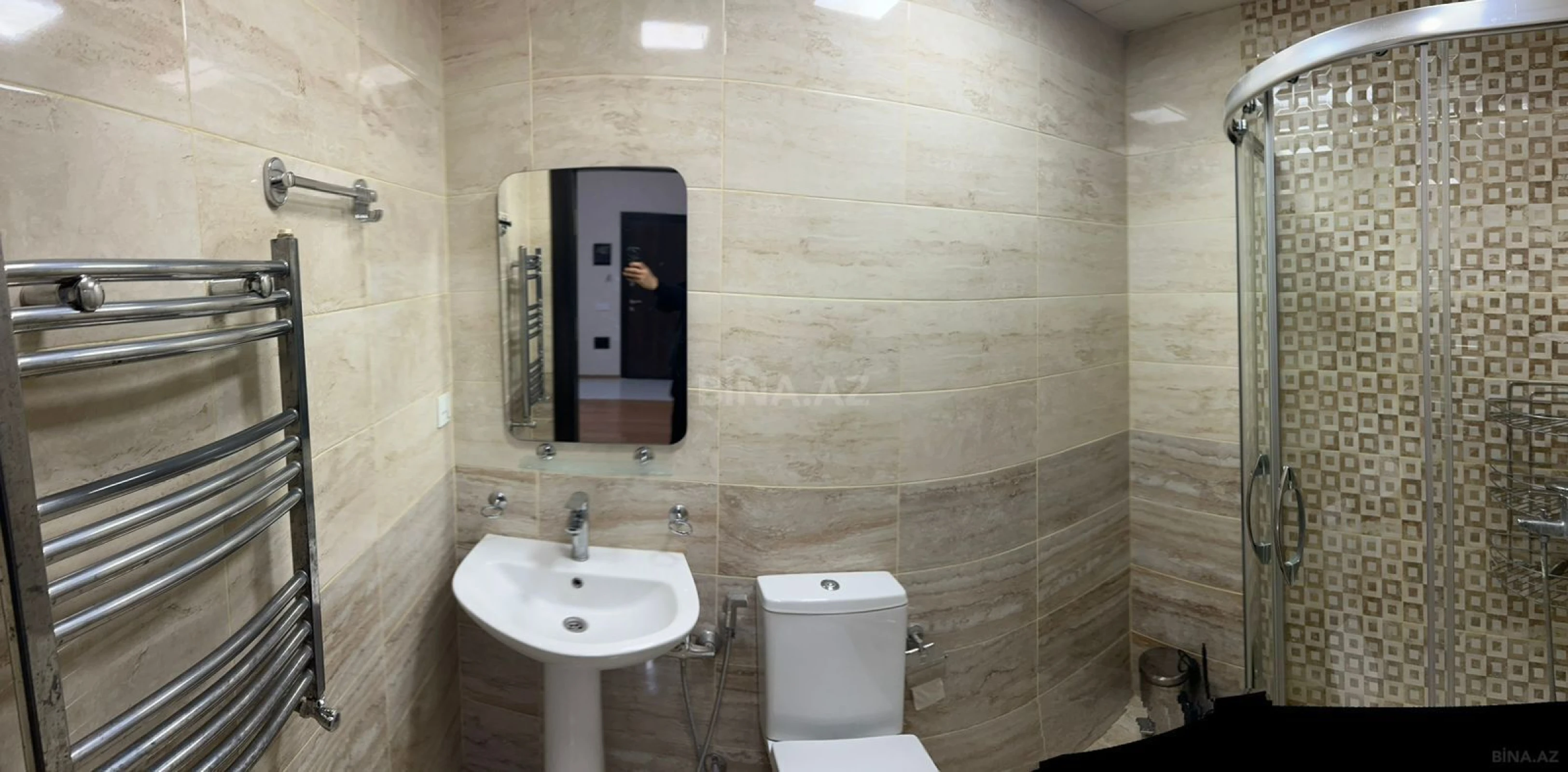 Satılır 2 otaqlı mənzil 72 m²