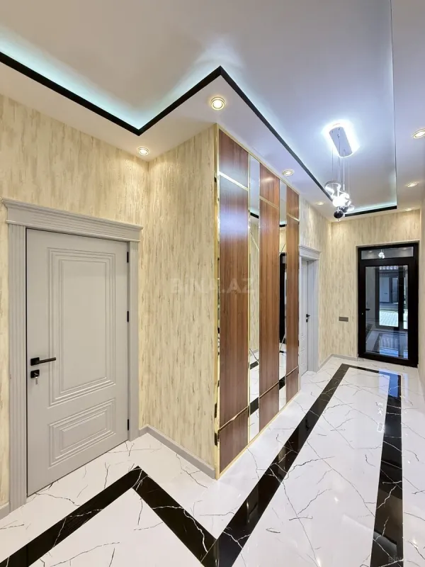 Satılır 4 otaqlı həyət evi 150 m²