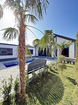 Satılır 4 otaqlı həyət evi 150 m²