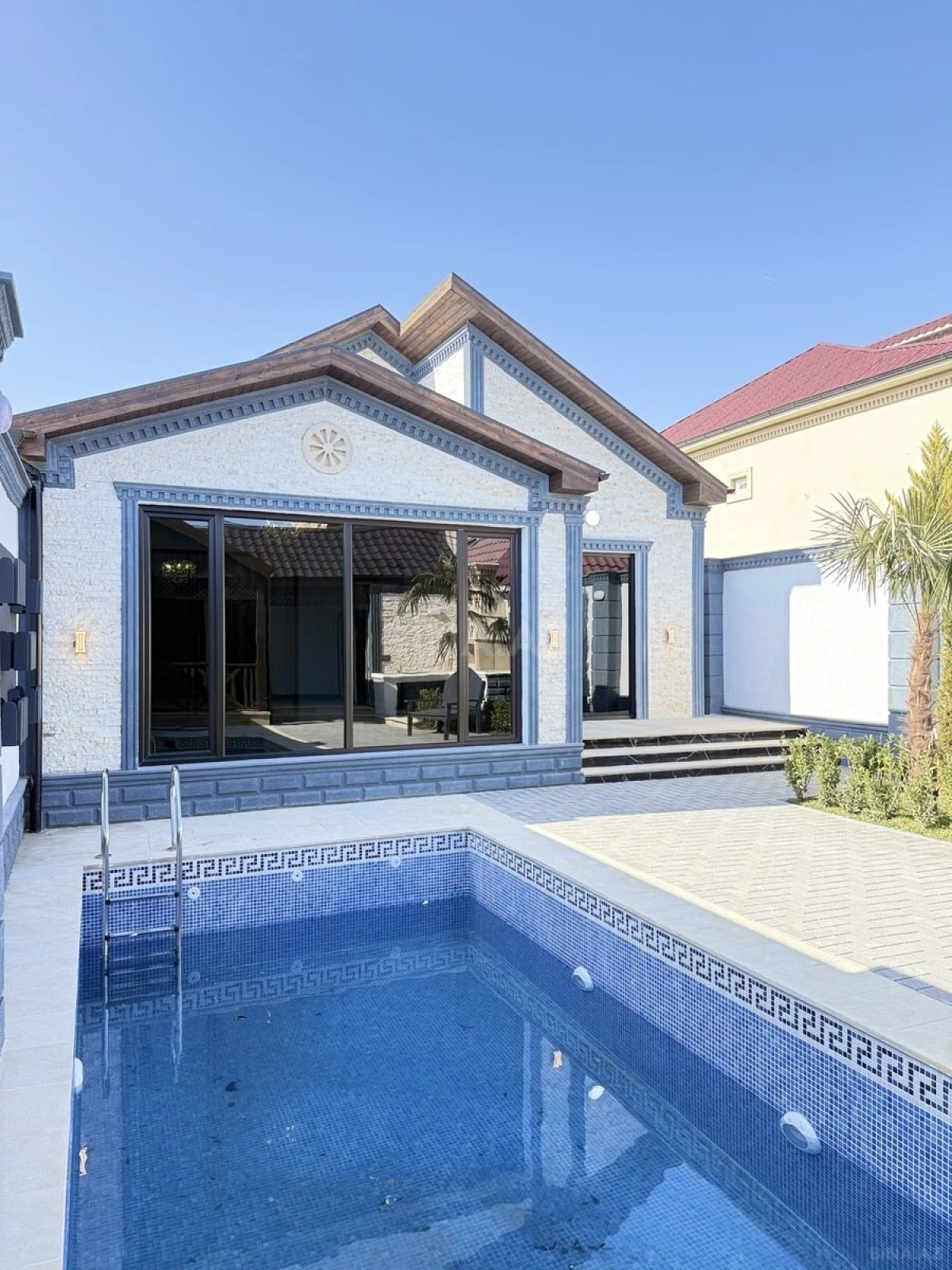 Satılır 4 otaqlı həyət evi 150 m²