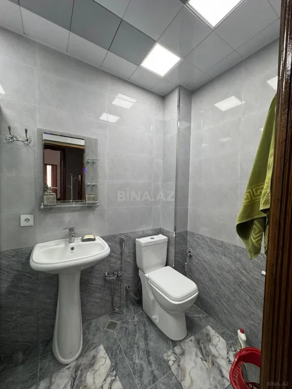 Kirayə verilir 2 otaqlı mənzil 80 m²