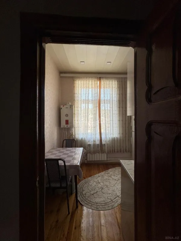 Kirayə verilir 2 otaqlı mənzil 80 m²