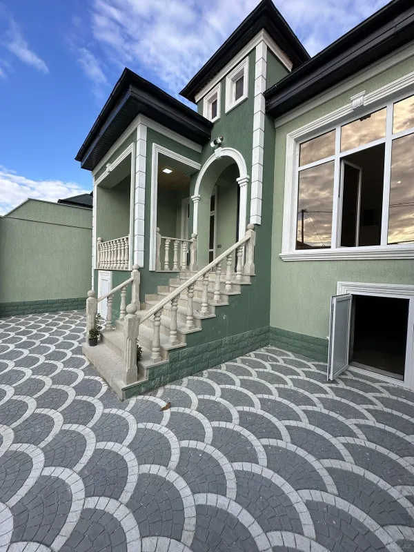 Satılır 4 otaqlı həyət evi 120 m²