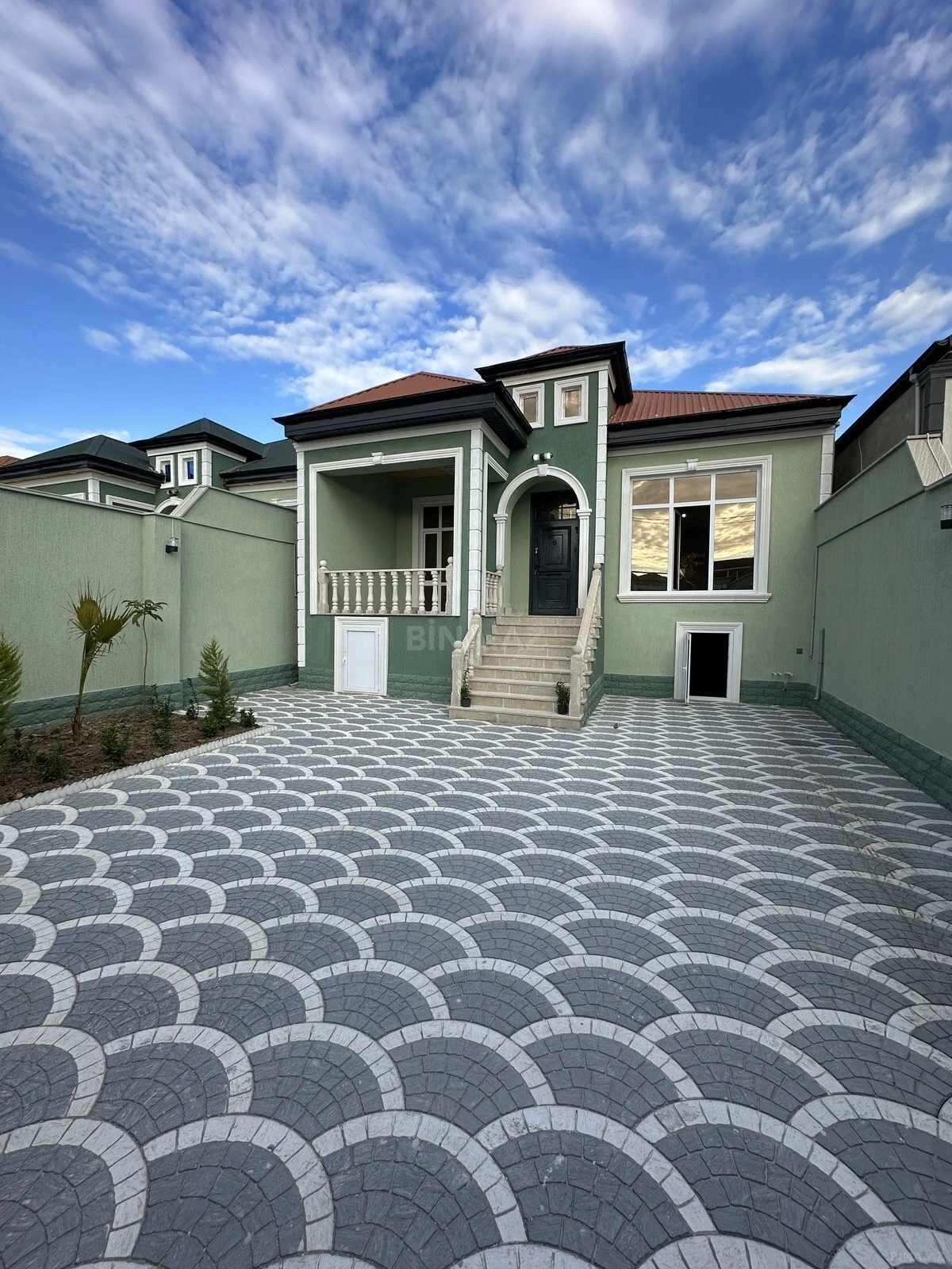 Satılır 4 otaqlı həyət evi 120 m²