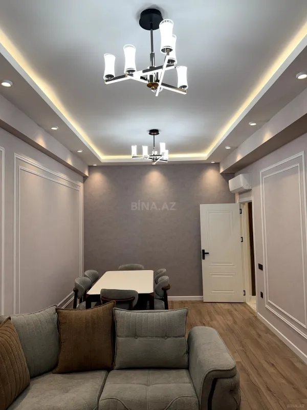 Kirayə verilir 3 otaqlı mənzil 118 m²