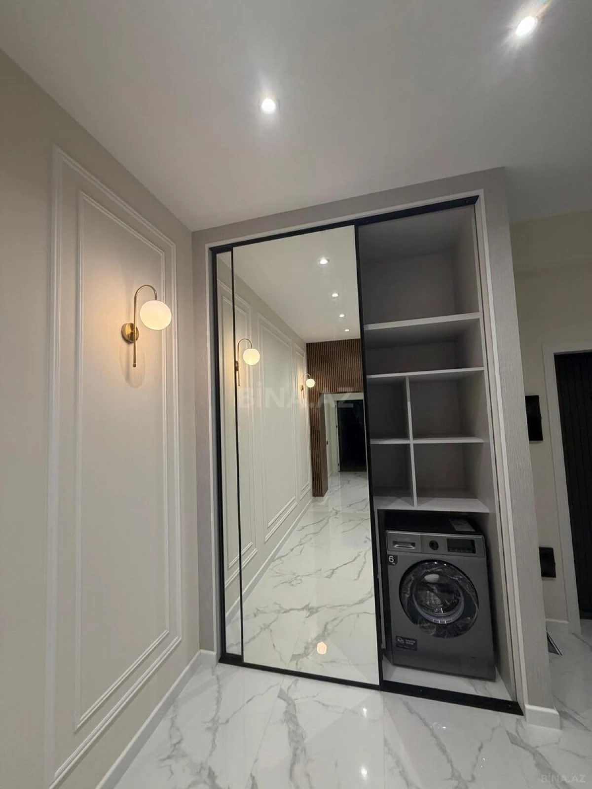 Kirayə verilir 3 otaqlı mənzil 118 m²