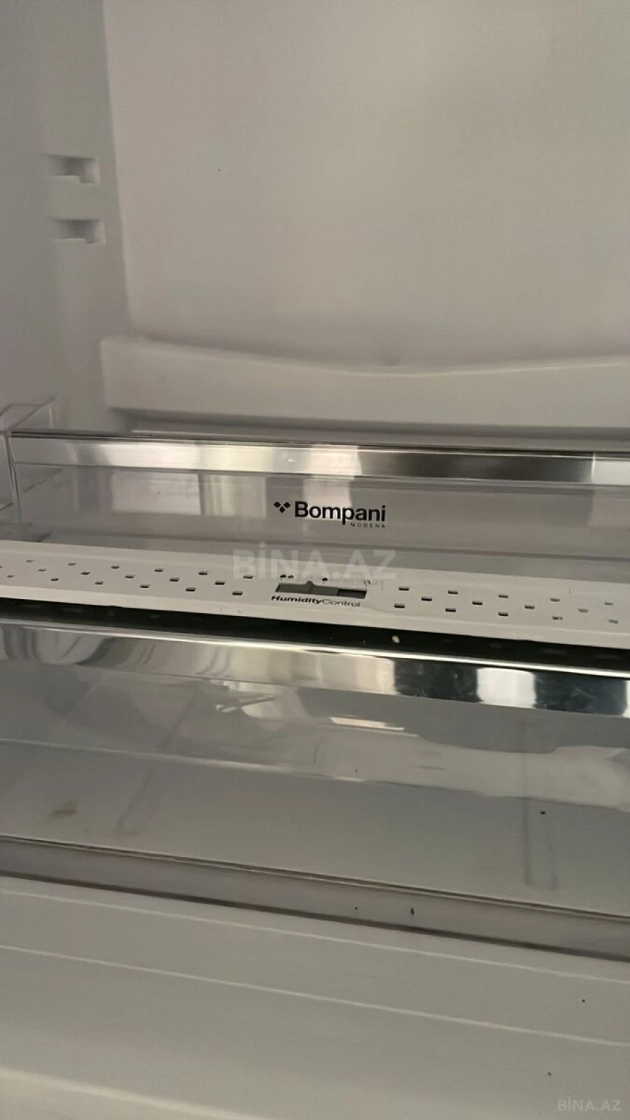 Satılır 3 otaqlı mənzil 140 m²