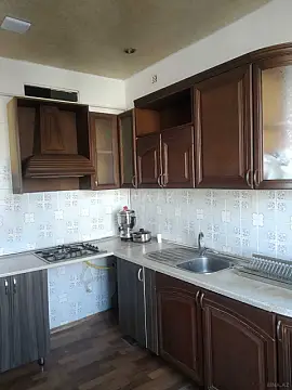 Kirayə verilir 3 otaqlı mənzil 75 m²