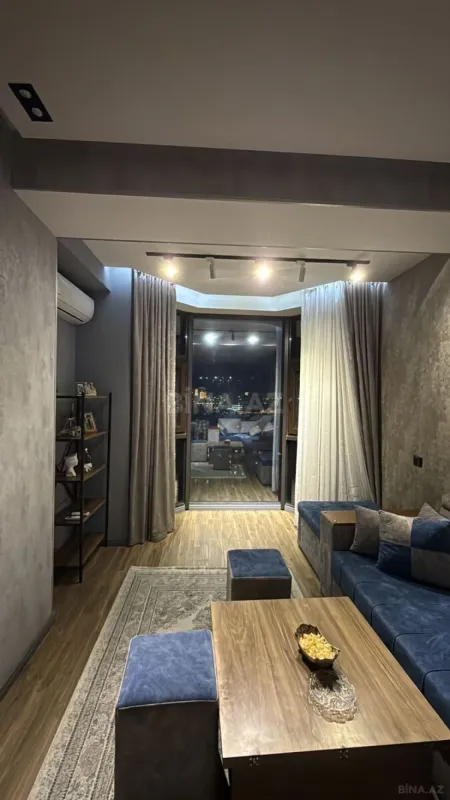 Kirayə verilir 2 otaqlı mənzil 70 m²