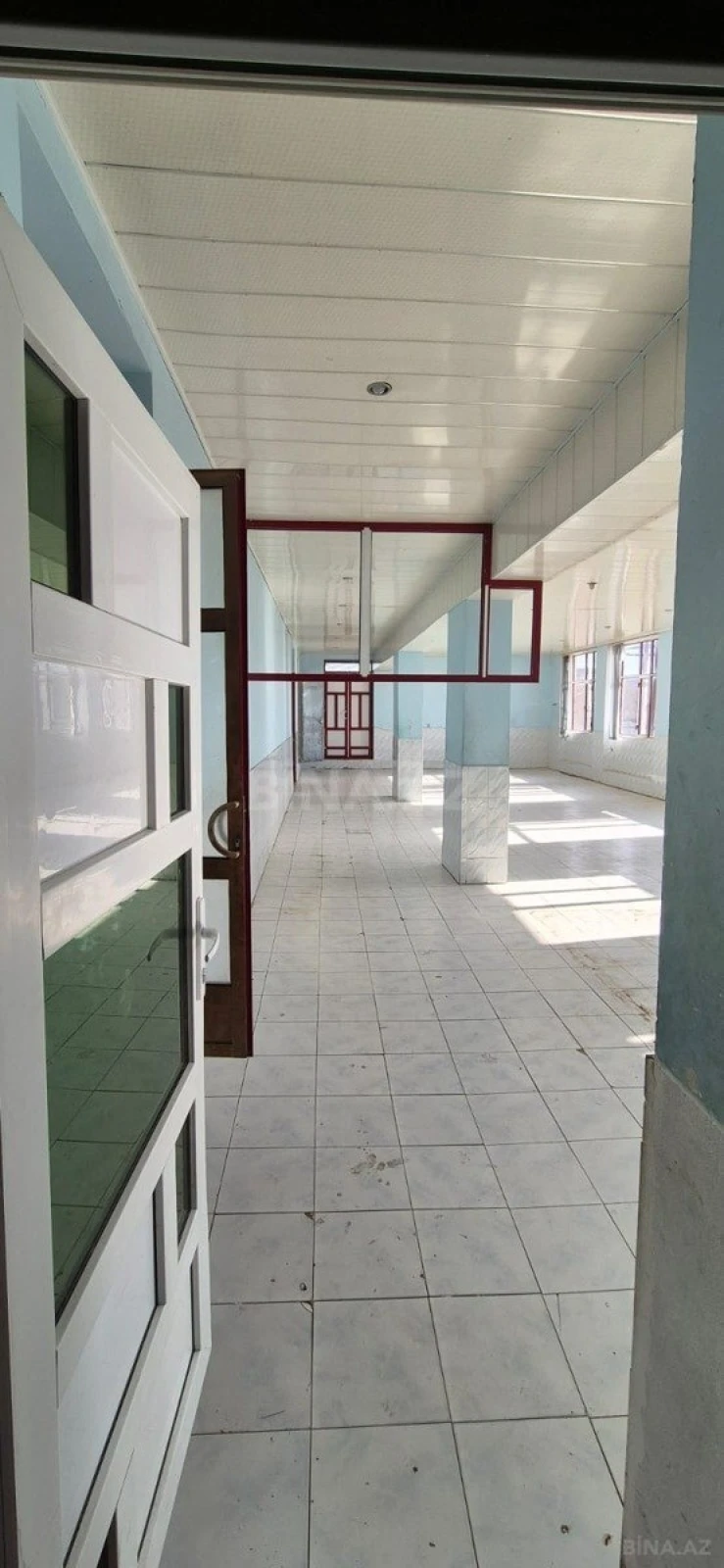 Satılır obyekt 1100 m²