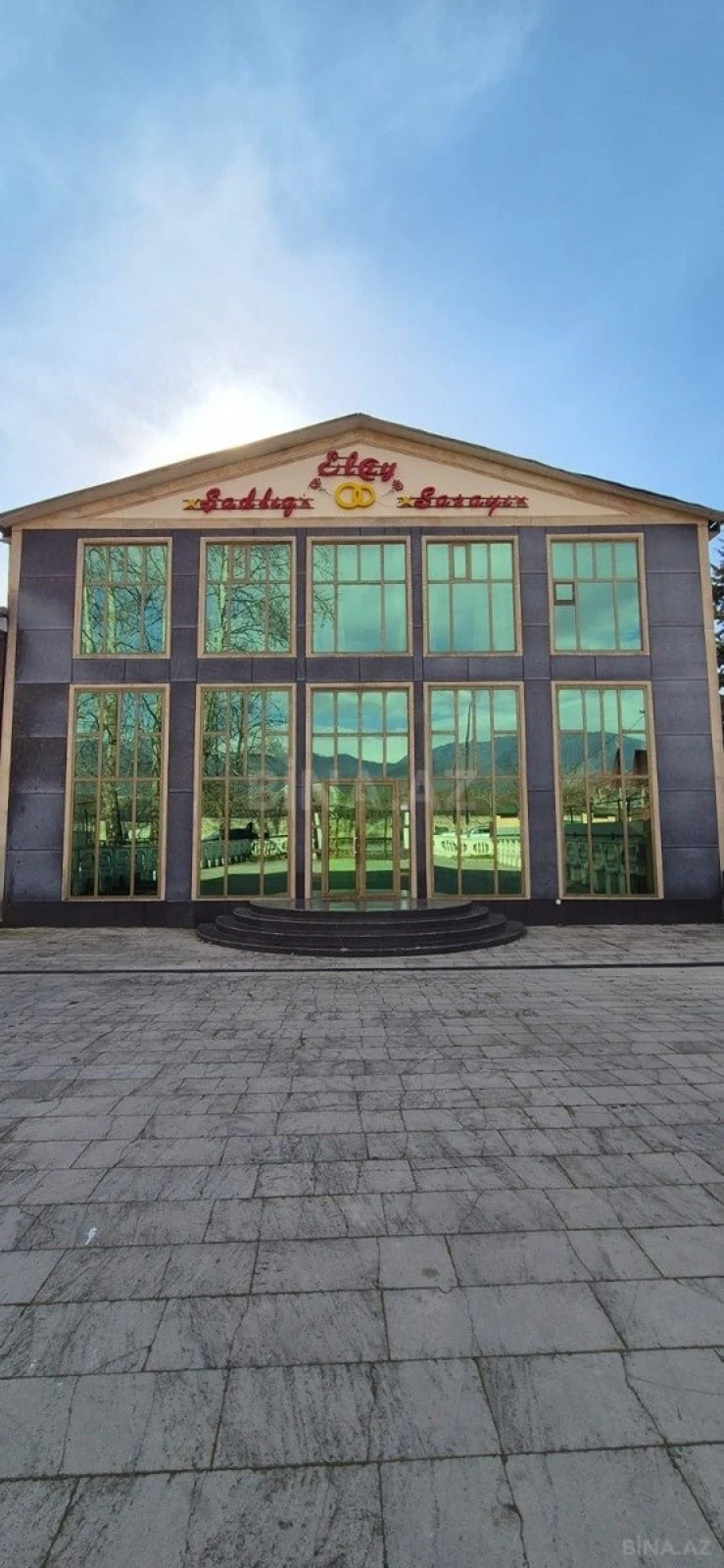 Satılır obyekt 1100 m²