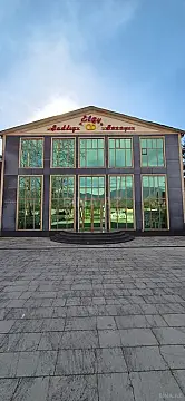 Satılır obyekt 1100 m²