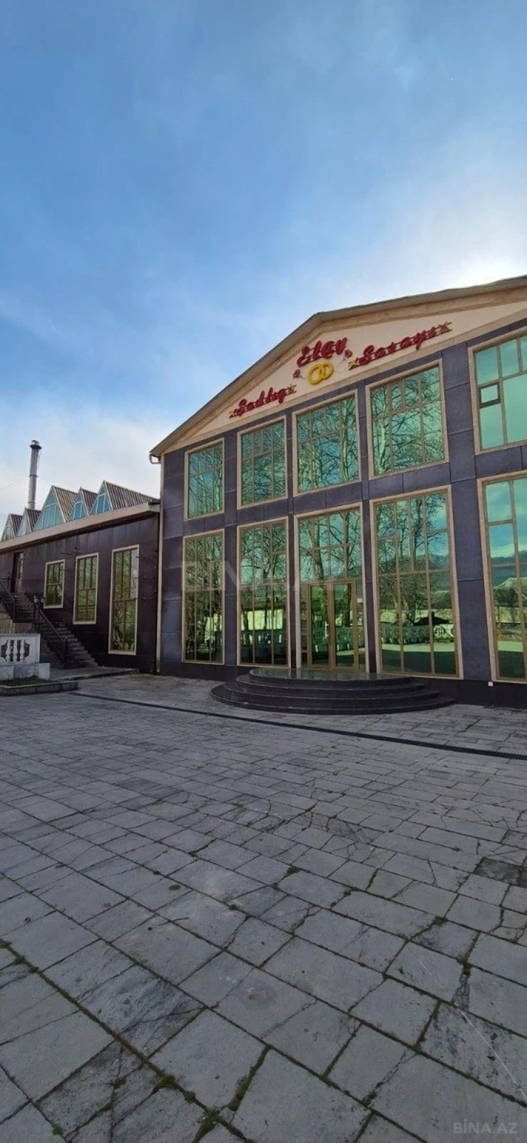 Satılır obyekt 1100 m²