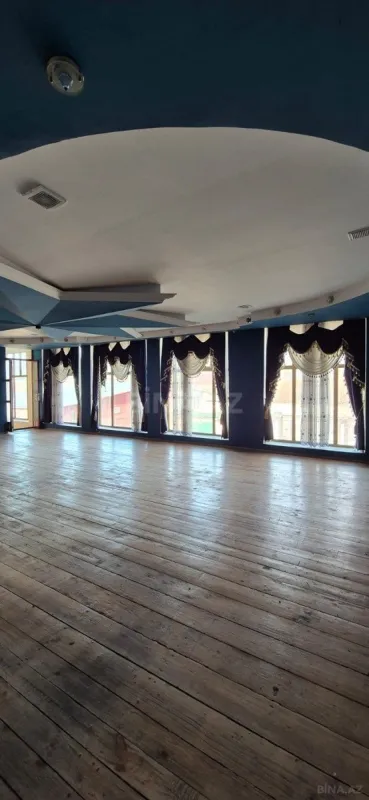 Satılır obyekt 1100 m²