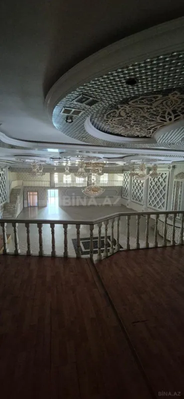 Satılır obyekt 1100 m²