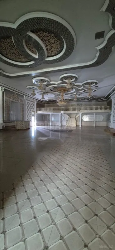 Satılır obyekt 1100 m²