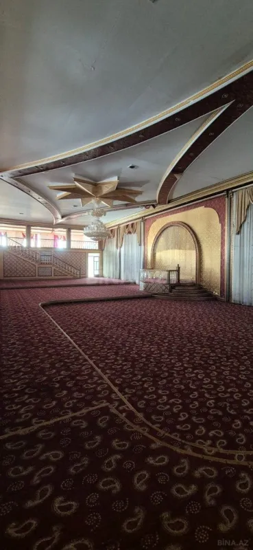 Satılır obyekt 1100 m²