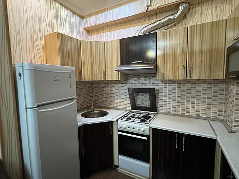 Kirayə verilir 2 otaqlı mənzil 65 m²