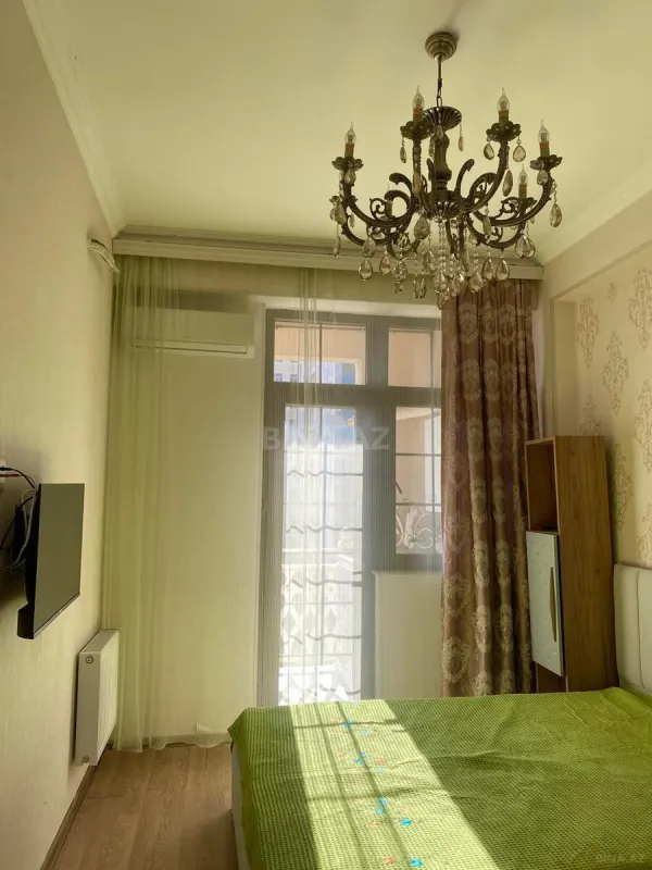 Kirayə verilir 2 otaqlı mənzil 55 m²