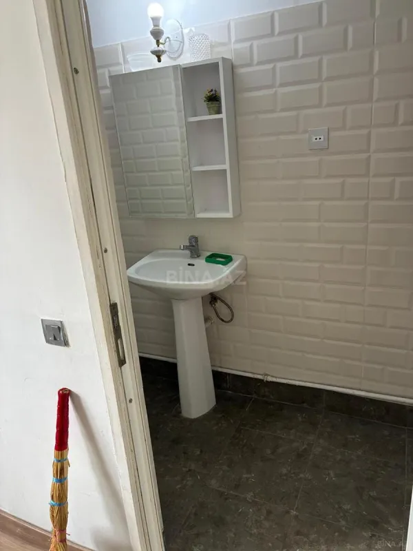 Kirayə verilir 3 otaqlı ofis 150 m²