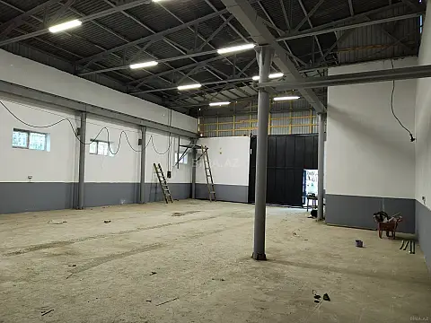 Kirayə verilir obyekt 200 m²