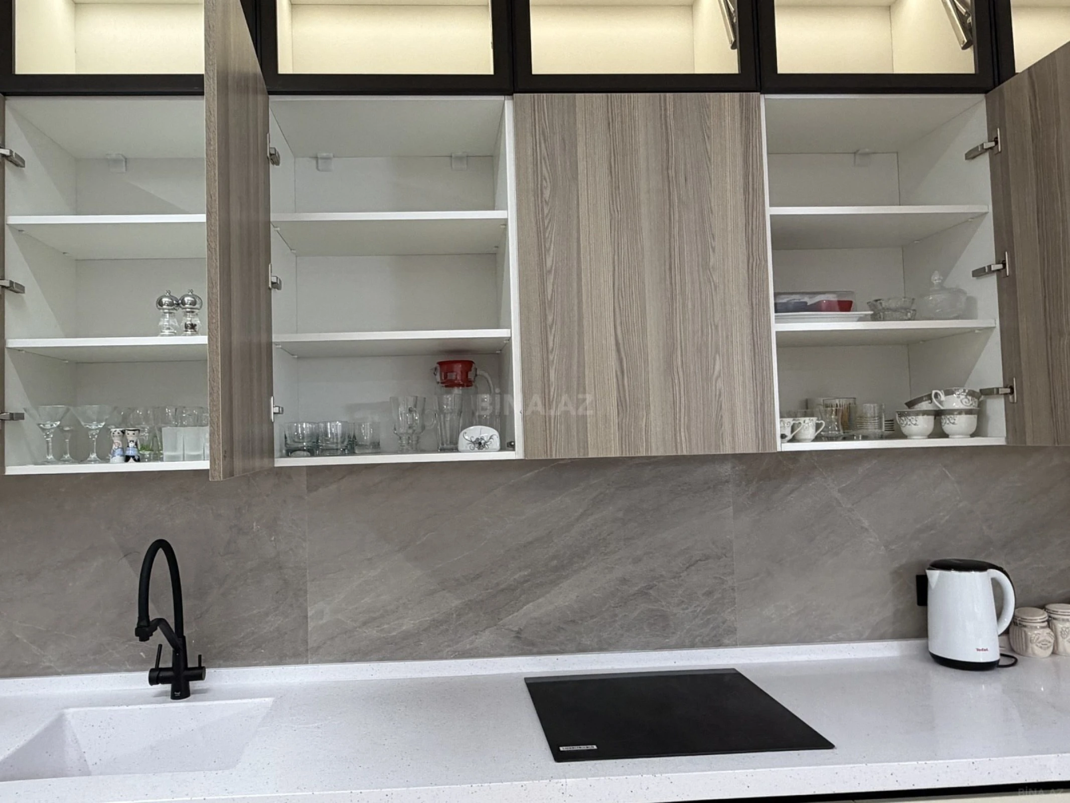 Kirayə verilir 3 otaqlı mənzil 108 m²