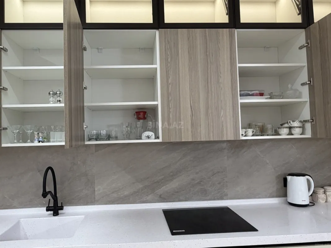 Kirayə verilir 3 otaqlı mənzil 108 m²