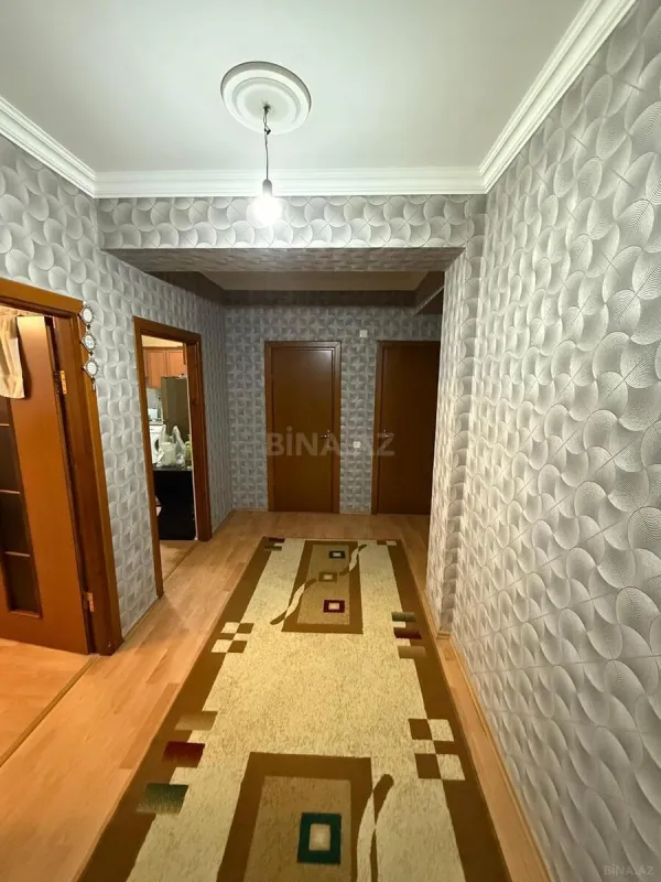 Satılır 2 otaqlı mənzil 96 m²