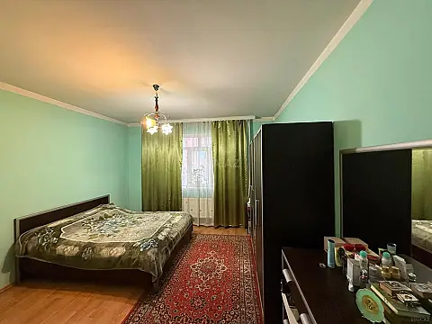 Satılır 2 otaqlı mənzil 96 m²