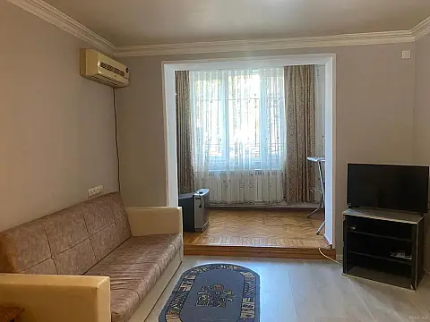 Kirayə verilir 2 otaqlı mənzil 57 m² — Bakı, Nizami 2 otaq 57.00 m²