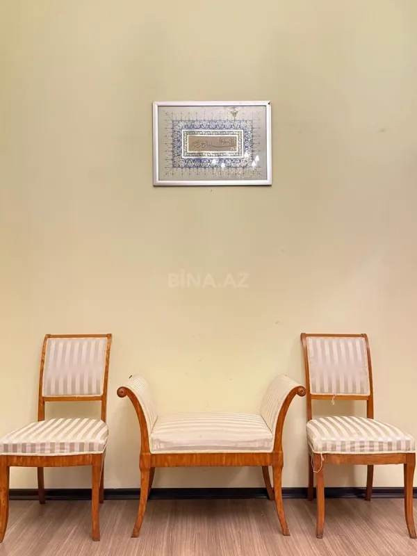 Kirayə verilir 3 otaqlı mənzil 140 m²