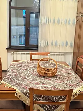 Kirayə verilir 3 otaqlı mənzil 140 m²