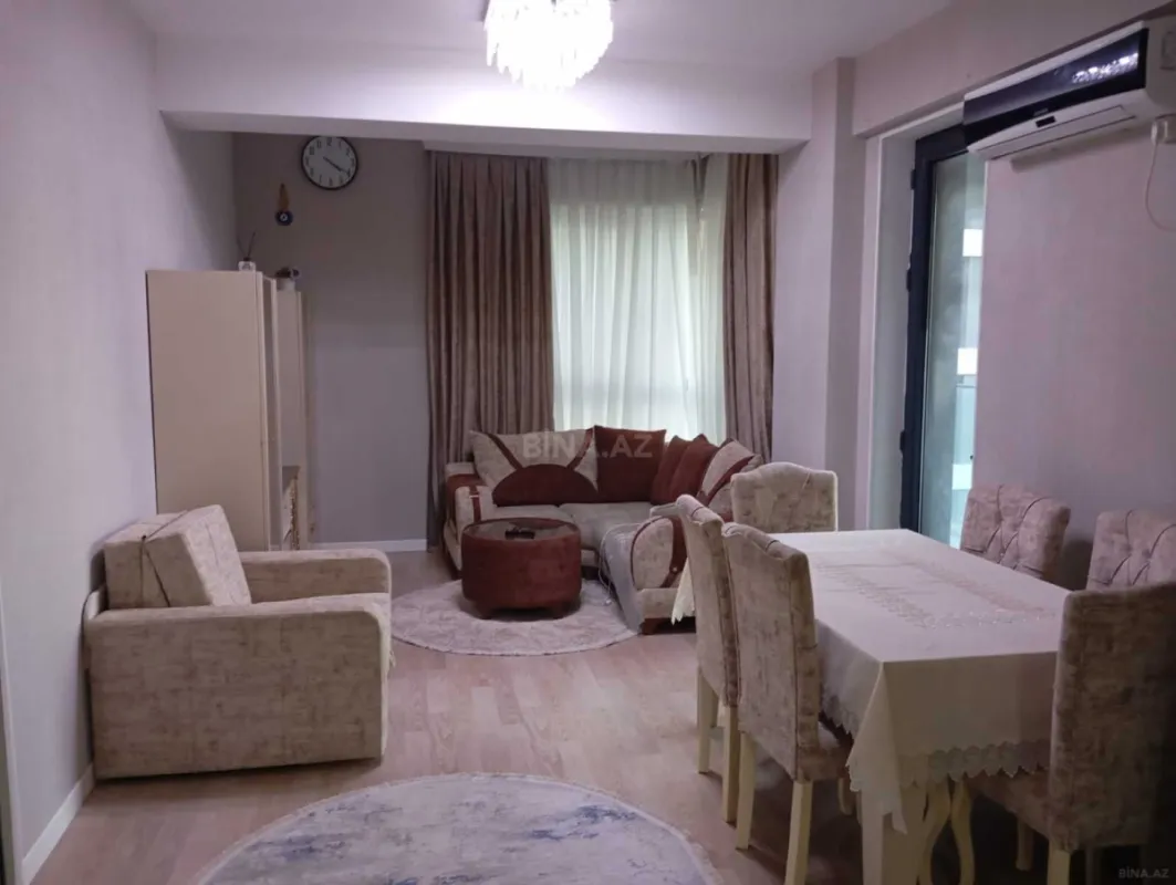 Kirayə verilir 2 otaqlı mənzil 80 m²