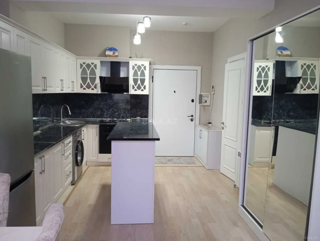 Kirayə verilir 2 otaqlı mənzil 80 m²