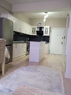 Kirayə verilir 2 otaqlı mənzil 80 m²