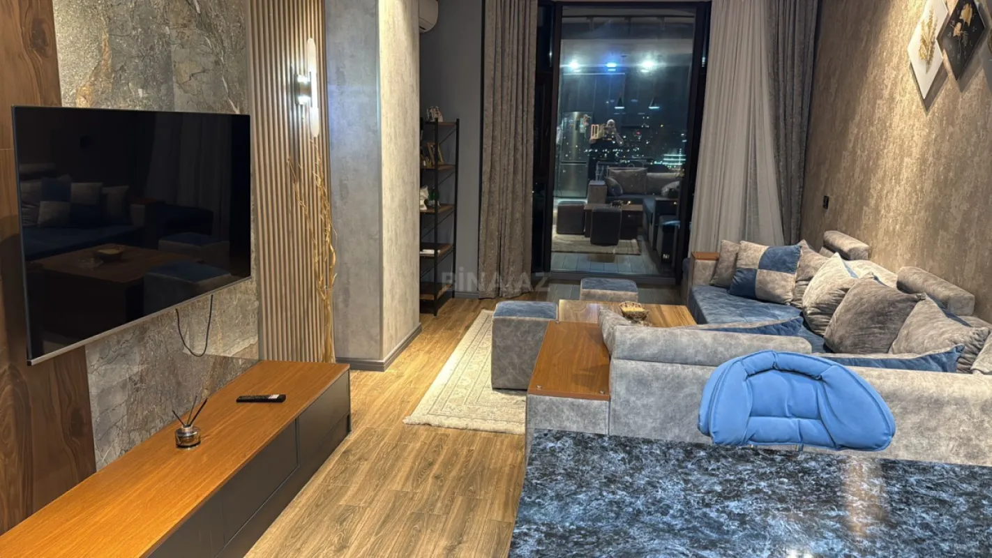 Kirayə verilir 2 otaqlı mənzil 70 m²