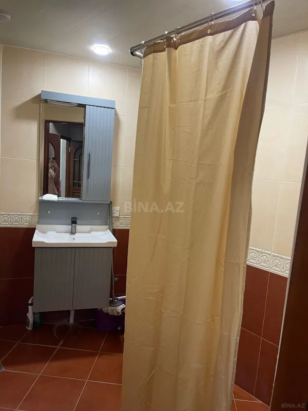 Kirayə verilir 2 otaqlı mənzil 70 m²