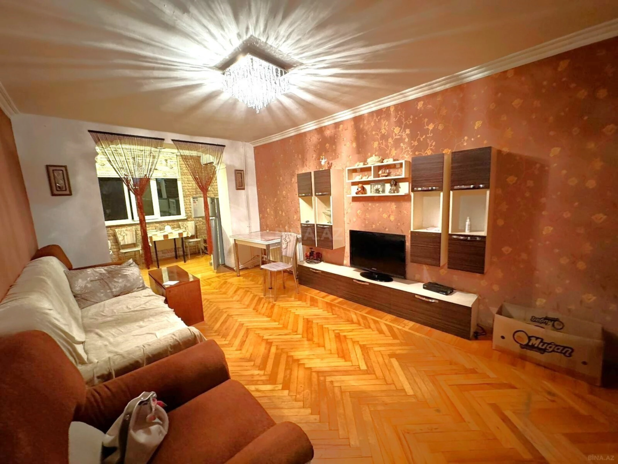 Kirayə verilir 2 otaqlı mənzil 60 m²