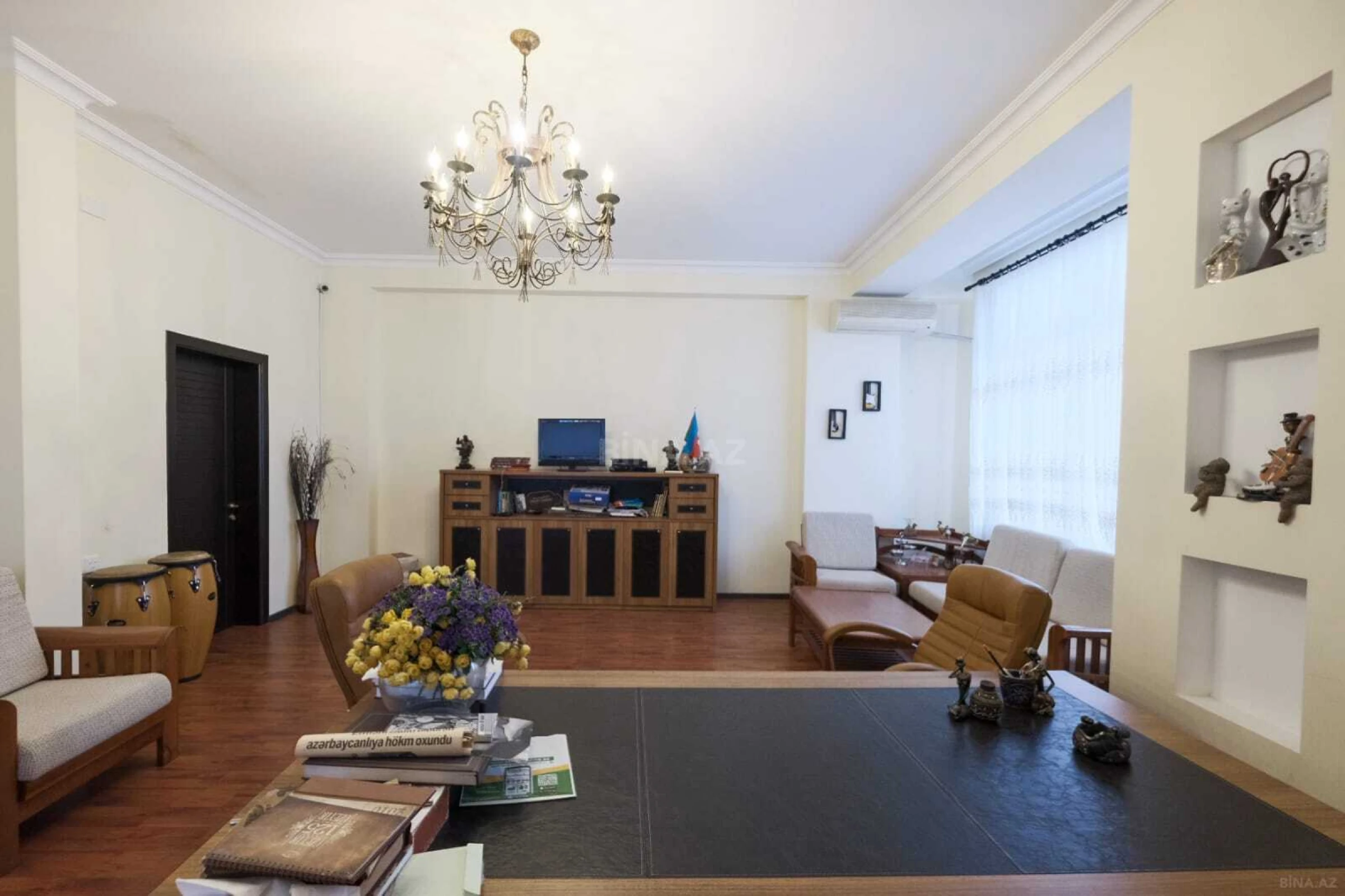 Satılır 4 otaqlı ofis 167 m²
