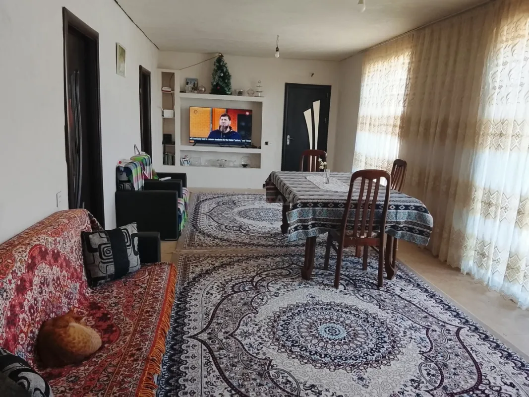 Satılır 6 otaqlı həyət evi 150 m²