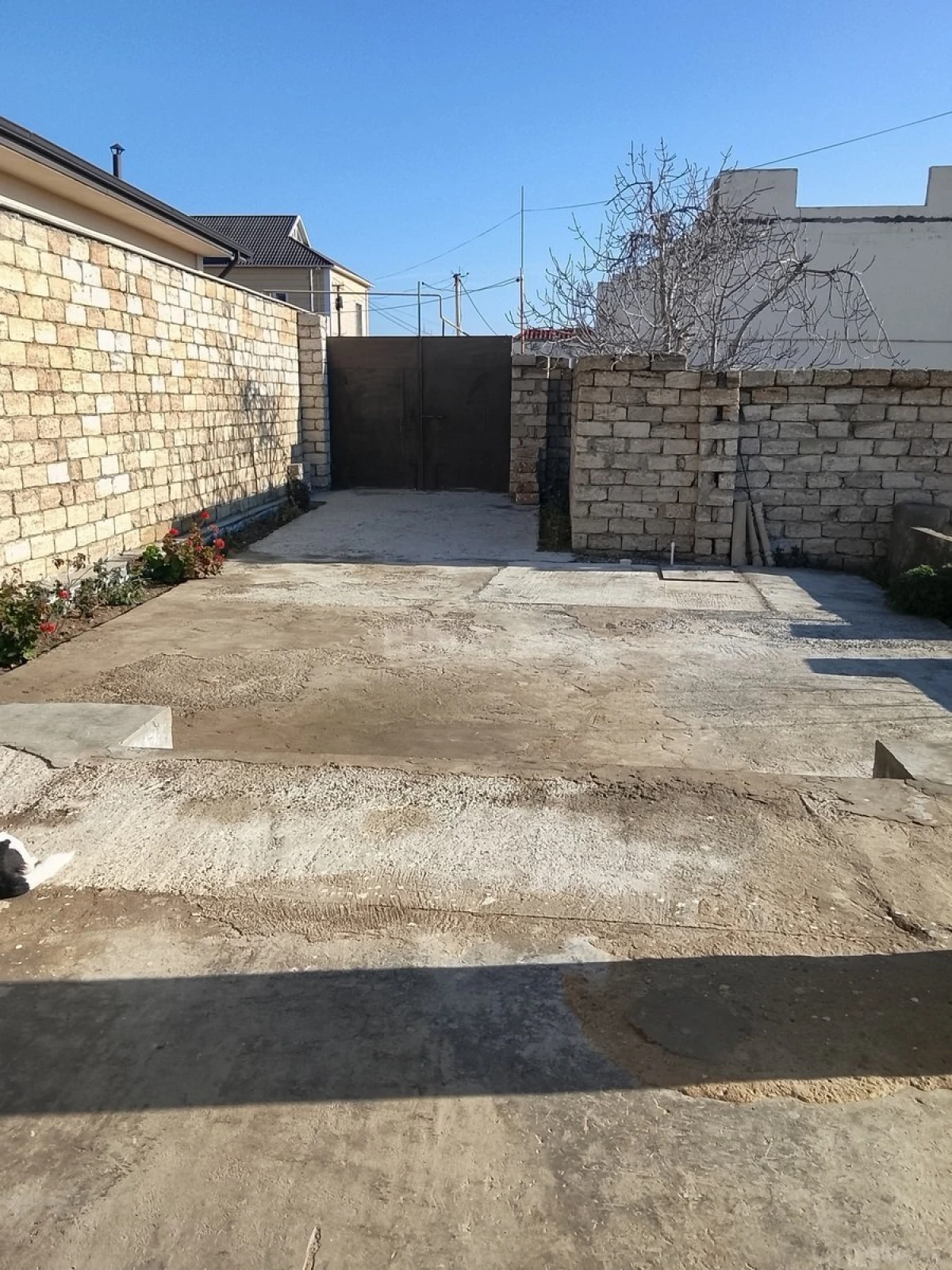 Satılır 6 otaqlı həyət evi 150 m²