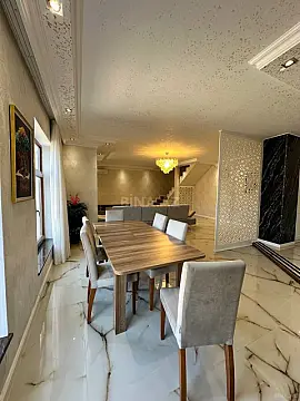 Satılır 4 otaqlı mənzil 130 m²