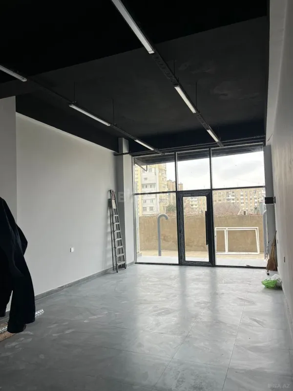 Satılır obyekt 44 m²