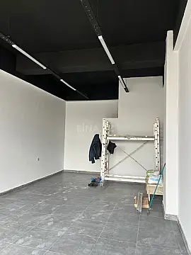 Satılır obyekt 44 m²