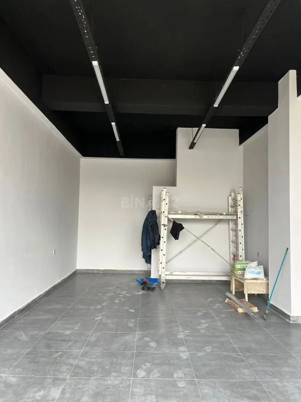 Satılır obyekt 44 m²