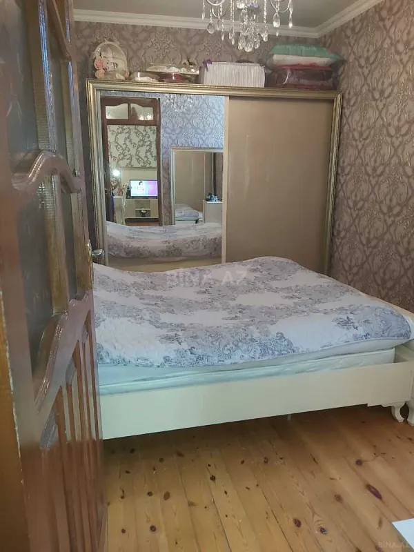 Satılır 4 otaqlı həyət evi 10 m²
