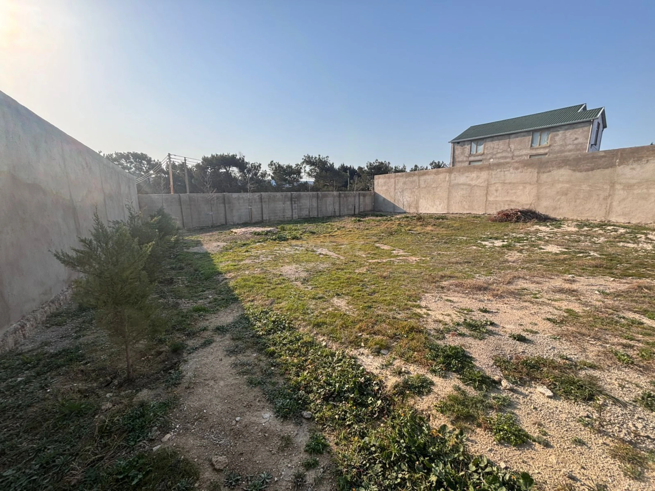 Satılır torpaq sahəsi 6 m²