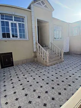 Satılır 4 otaqlı həyət evi 90 m²