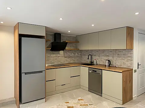 Kirayə verilir 1 otaqlı mənzil 60 m²